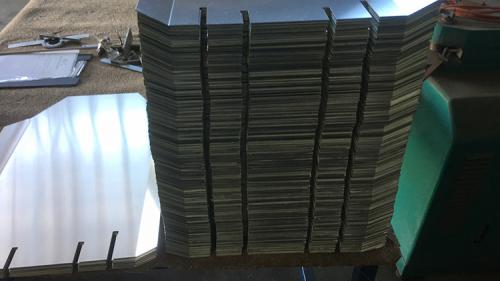 Metro-Sheetmetal-cutting3